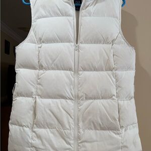 GAP Women's white Quilted Vest
